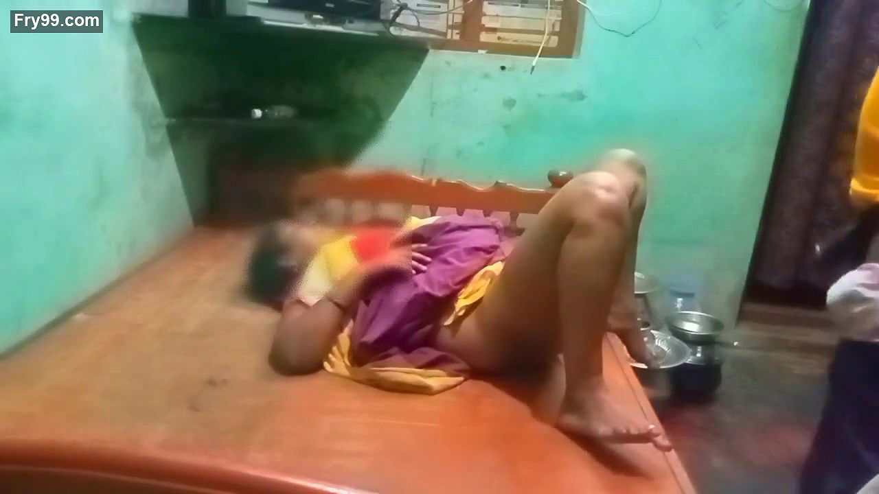 Tamil aunty doggy style sex video
