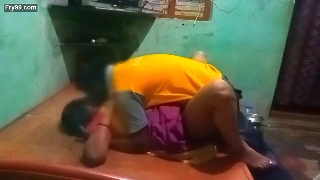 Tamil aunty doggy style sex video