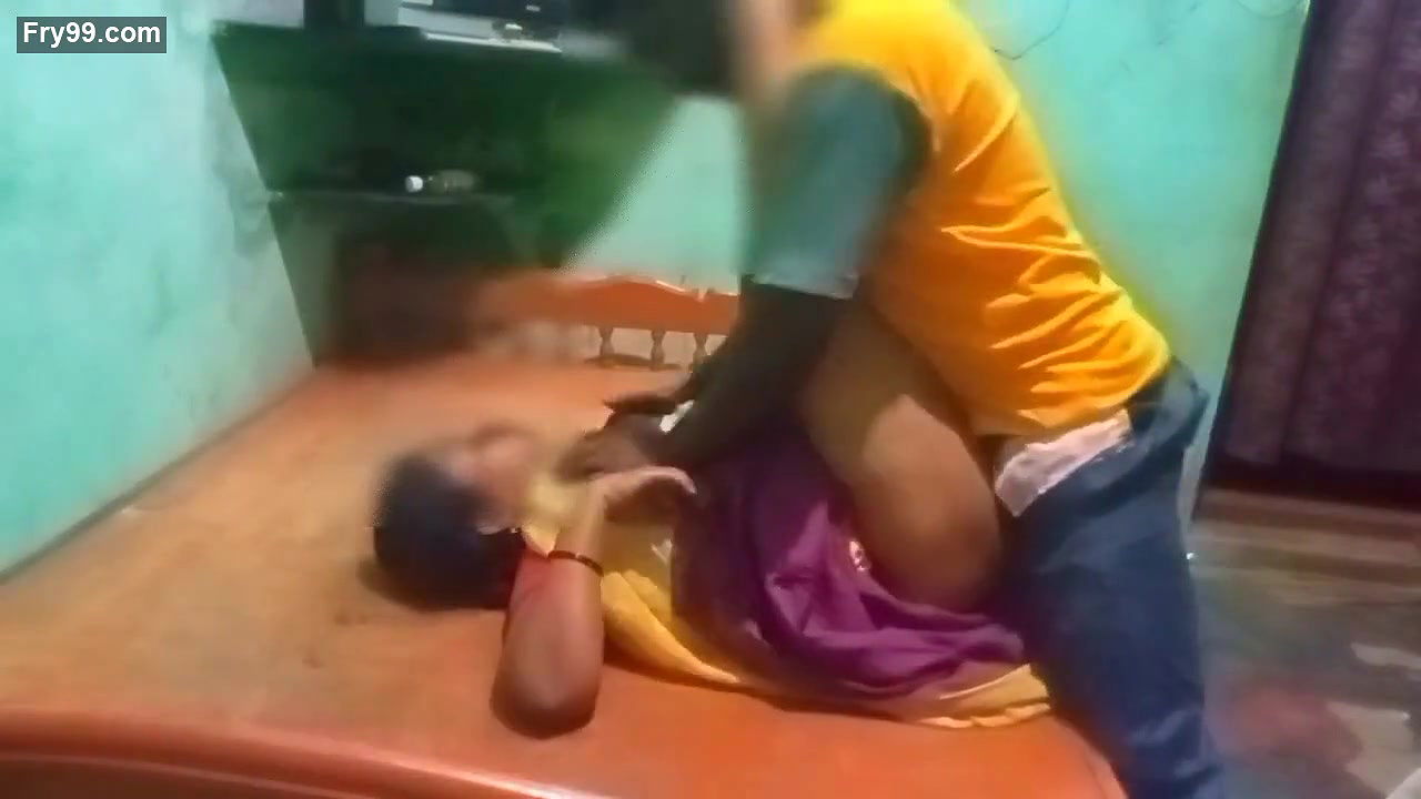 Tamil aunty doggy style sex video