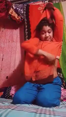 CUTE BANGLADESH BABE SELFSHOT NUDE VIDEO