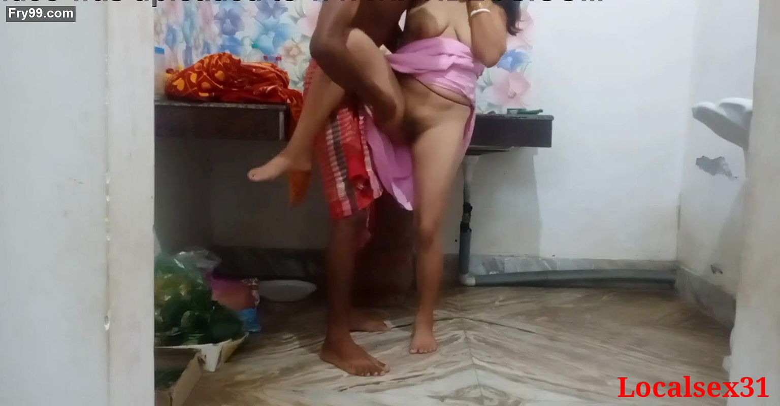 Local Indian Red Saree Wife Sex With Ranna Ghor