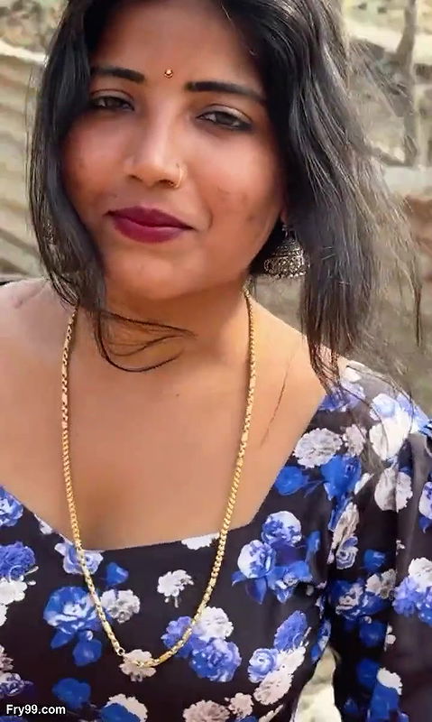 Tight Desi Bhabhi in by Devar in Hindi Audio