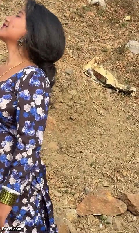 Tight Desi Bhabhi in by Devar in Hindi Audio