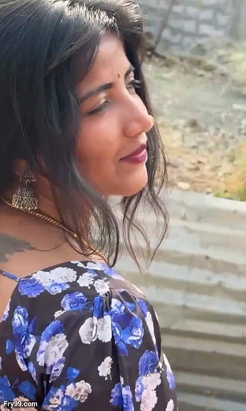 Tight Desi Bhabhi in by Devar in Hindi Audio