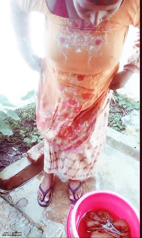 Rumi show his ass and pussy