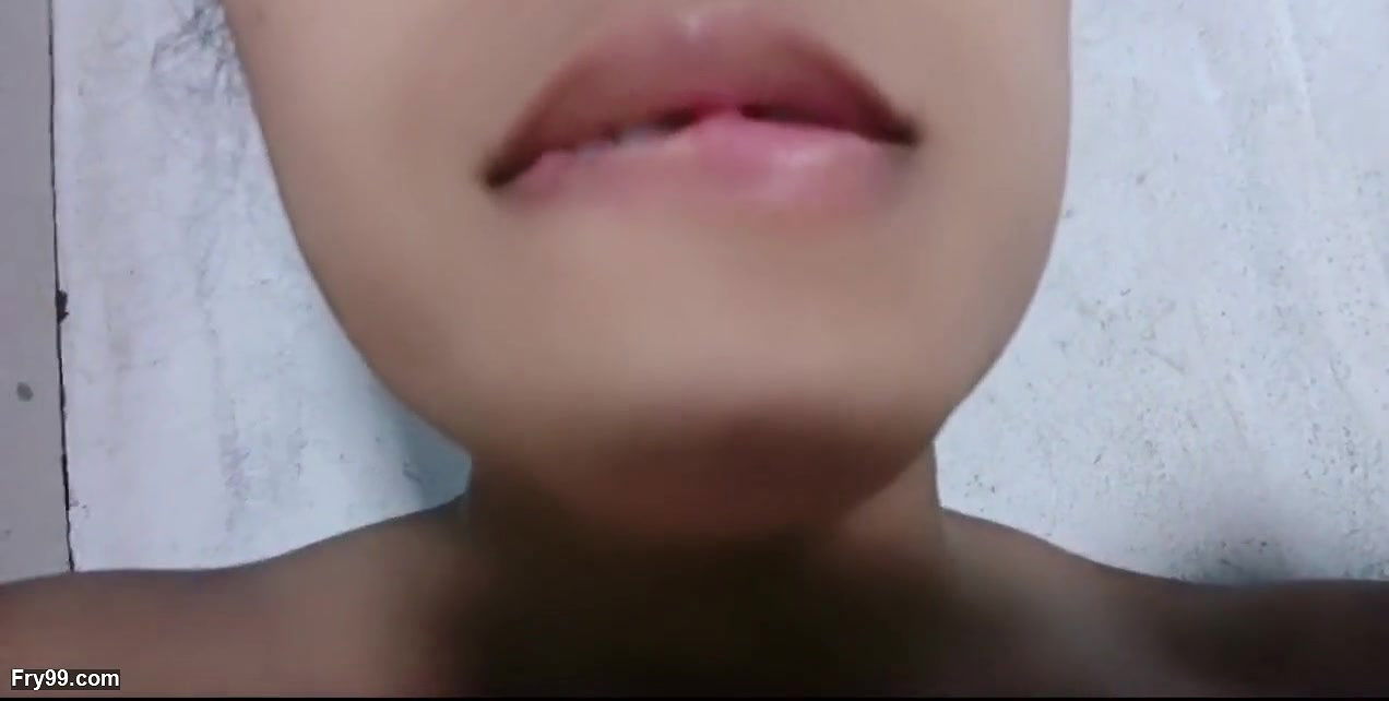 MY PUSSY WANTS TO BE LICKED