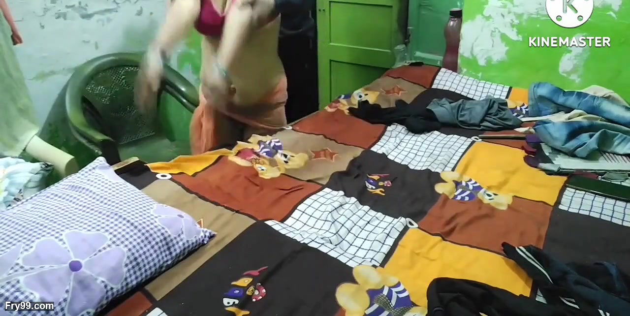 Yoga karti hui girl and boy and sex enjoy very good sexy yoga mahila