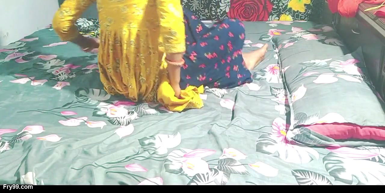 Xxx real desi bhabhi fucked by devar after sleeping dever take advantage