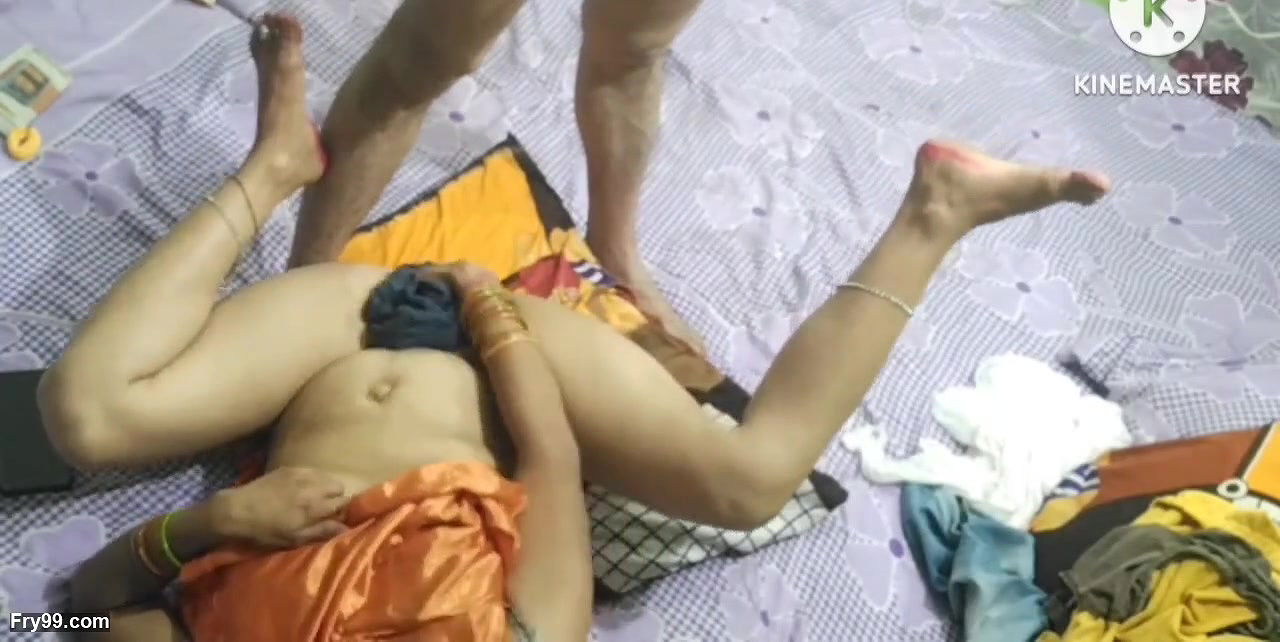 Very cute sexy Indian sali very hot Indian jija and sexy chudai