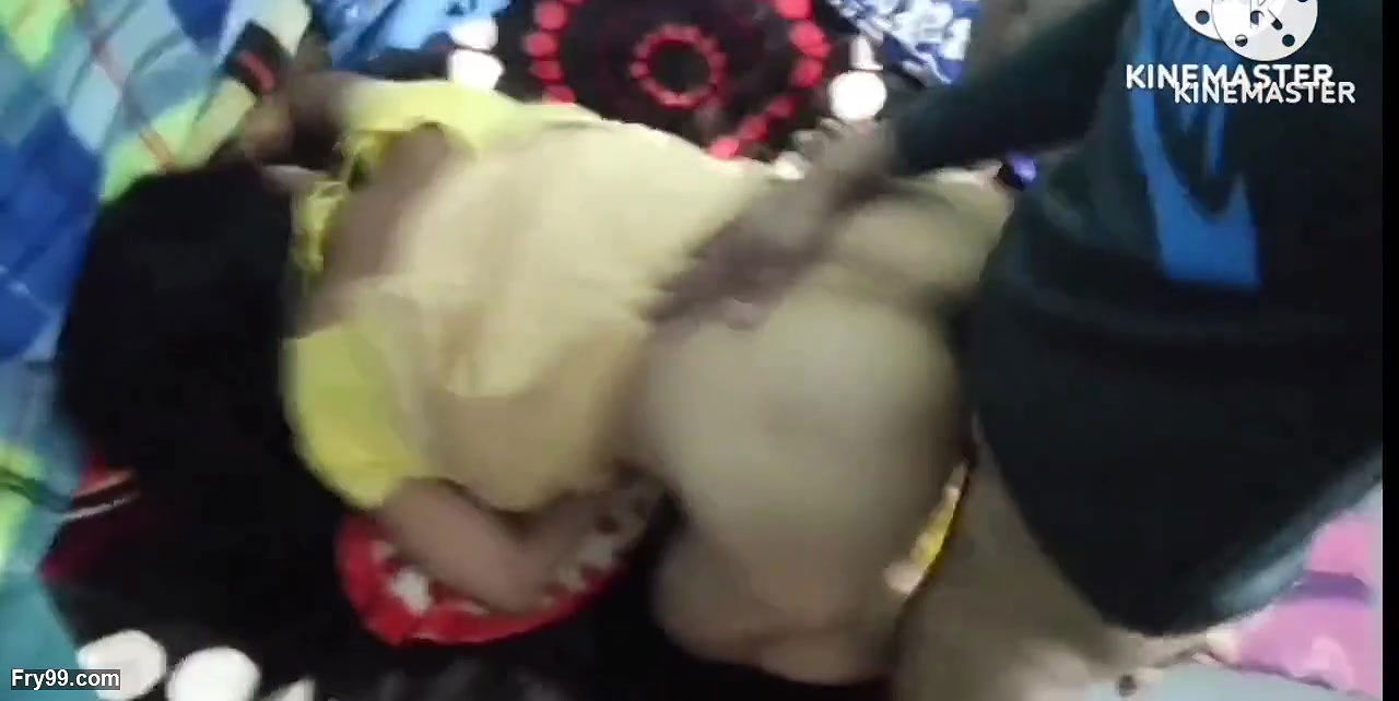 Very cute sexy Indian housewife and very cute sexy lady