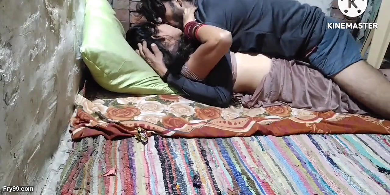 Very cute Indian sexy housewife husband and sex enjoy very cute sexy lady