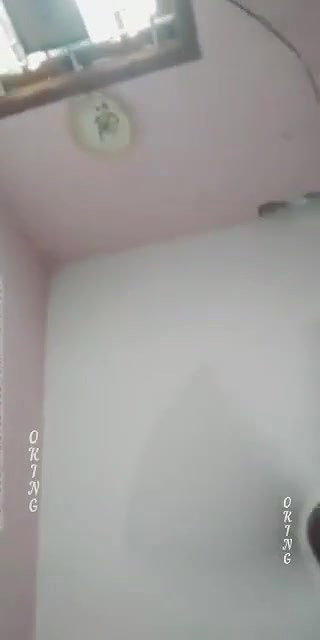 Cheater bhabhi making video for lover