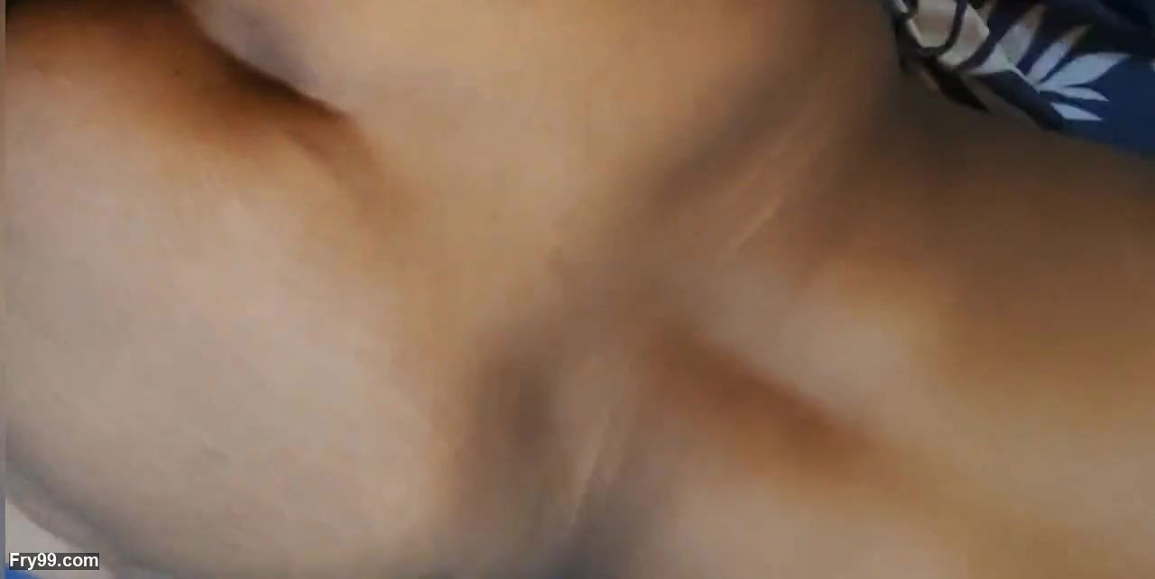 Stepsister ask me for sex and i fucked her in midnight