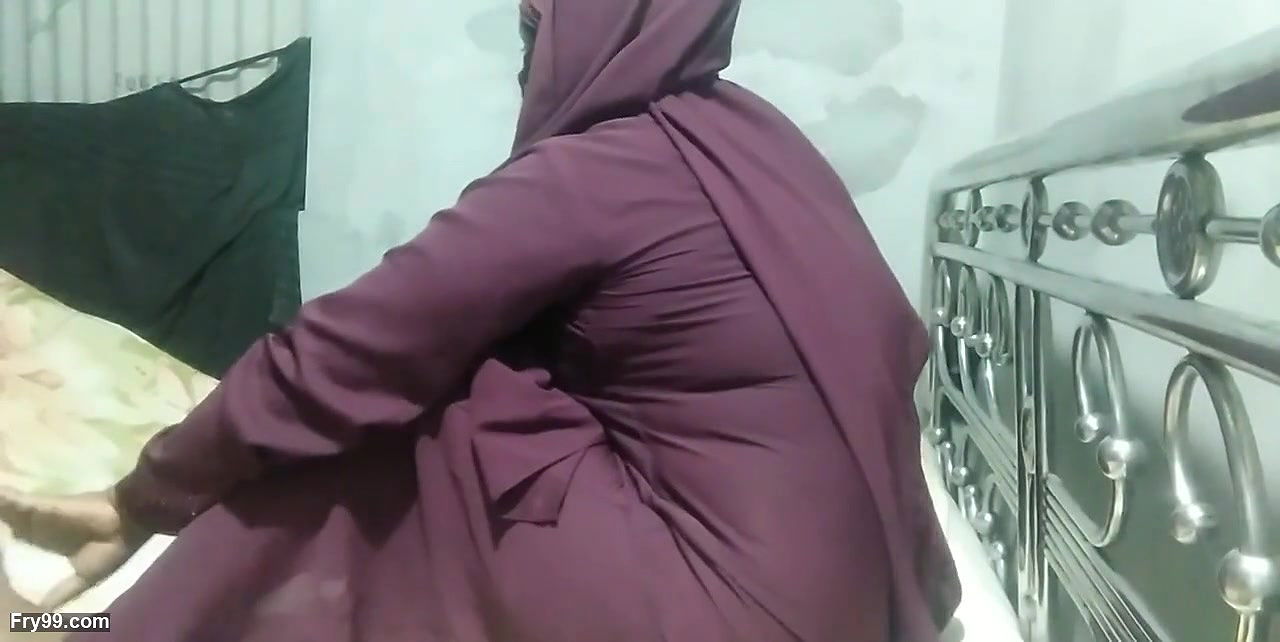 Sadia bhabis fucked his boy friend