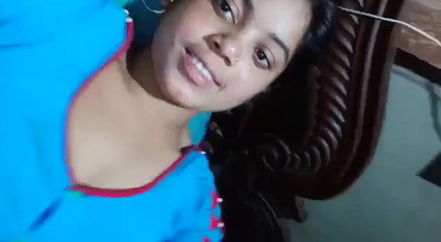 Namanshi Bengali Housewife Showing Pussy