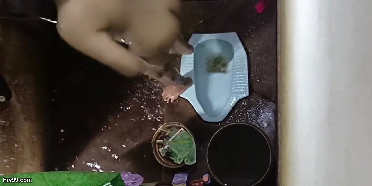 PEEKING AT MY SISTER-IN-LAW TAKING A SHOWER