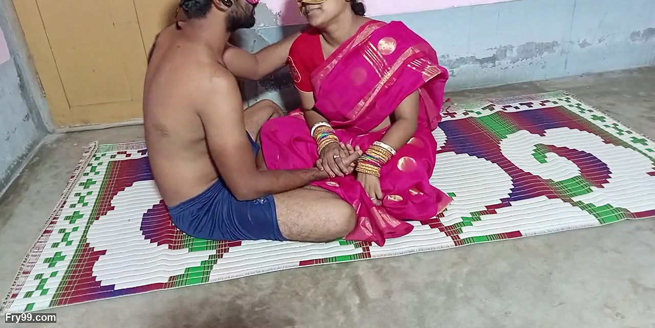 Pados Ki Nav Naveli Bhbahi Ko Patakar Ulta kar Chudayi Kiya