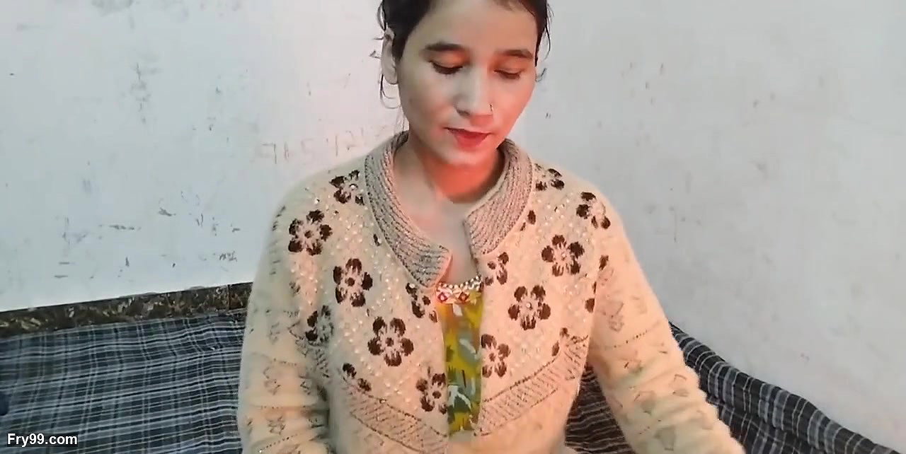 Muslim Collage girl ka bathroom MMS video