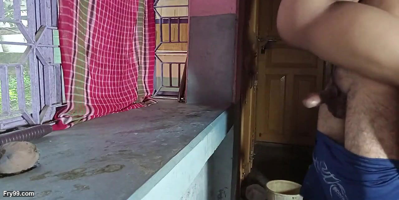 Malkin Ki Jawan Badi Beti ko Kitchen Stand Par Choda