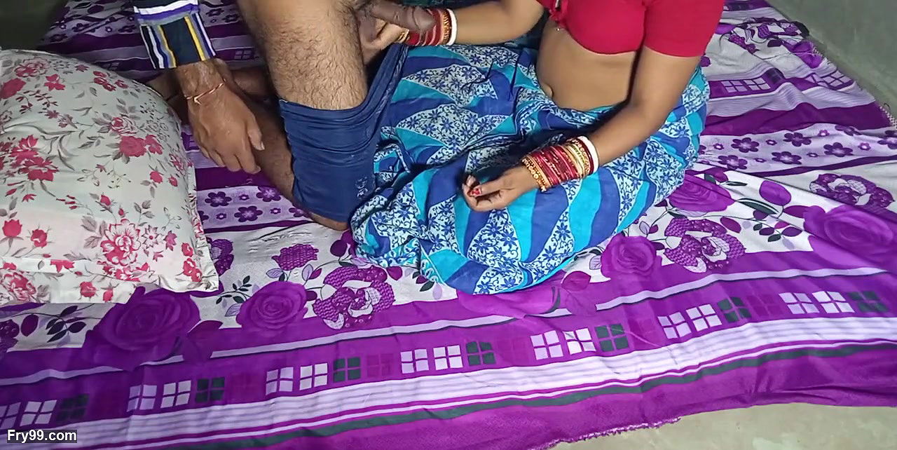 Indian Vegetables Selling Girl Has Hard Public Sex With Uncle