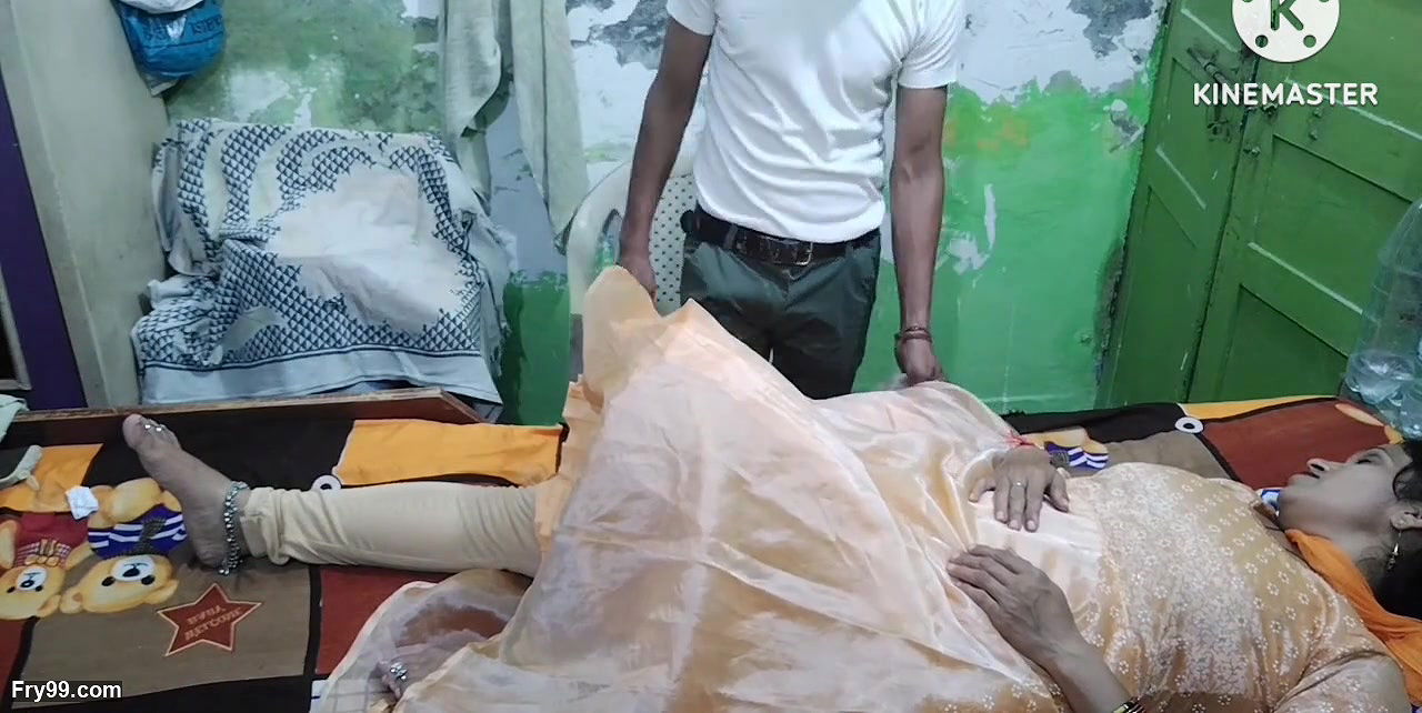 housewife and sexy husband and beautiful sexy chudai