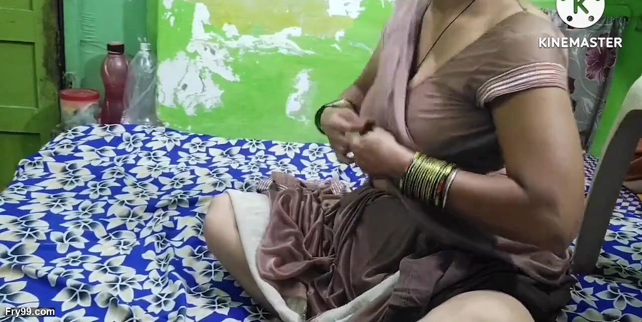 hot Indian housewife very sexy gand chudai