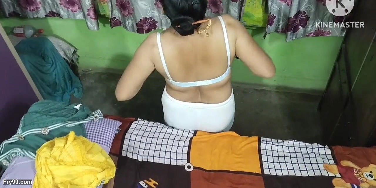 hot Indian cute girl sal old Indian girl