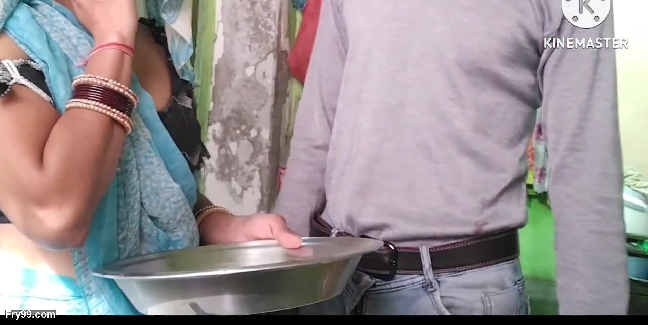 hot Indian beautiful girl big stepbrother and stepcousin stepsister Desi chudai