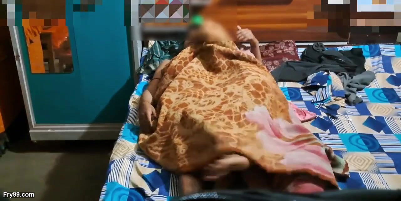 Hey amazing Hindi Indian new girls chudai video stepsister and stepbrother chudai video for her