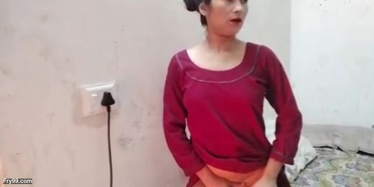 Gaao ki larki ko hotel me le jakar chod diya