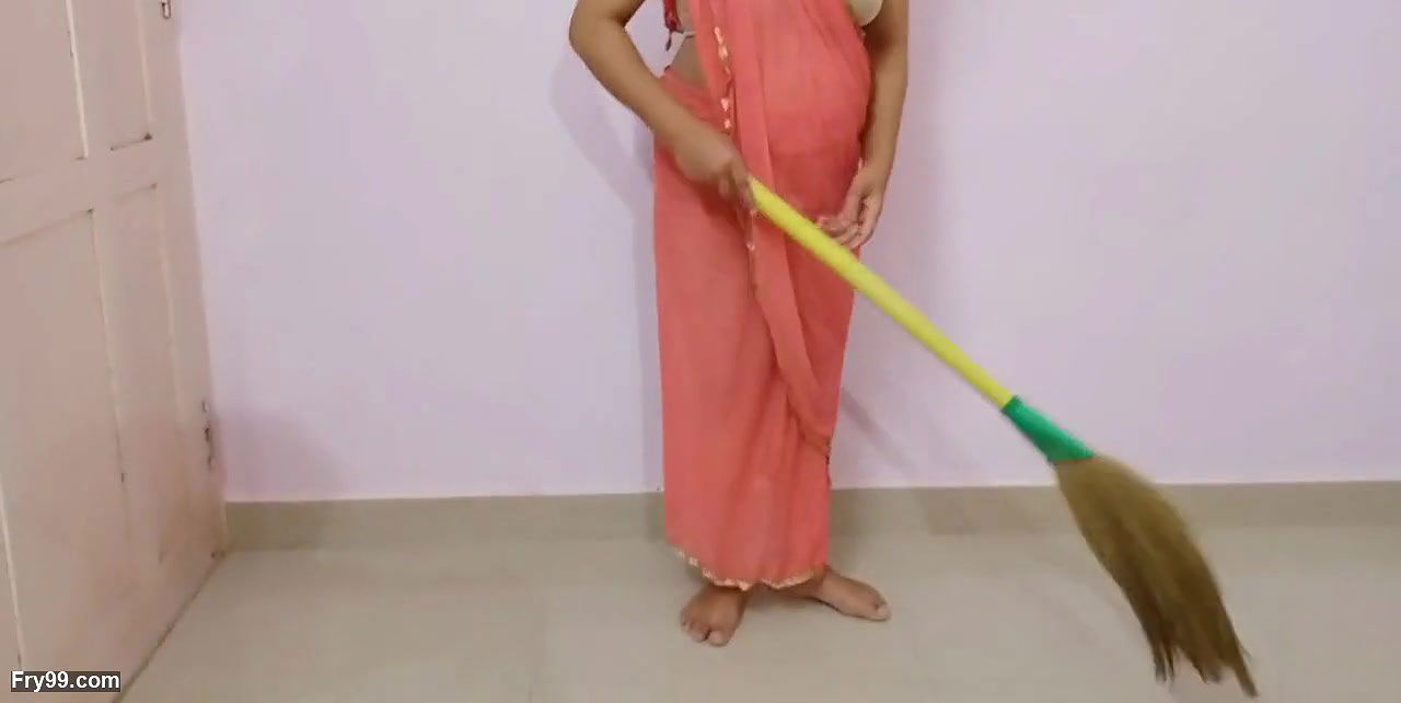 Fuck House Maid In Morning – Nokrani Ko Choda Ghodi Banakar