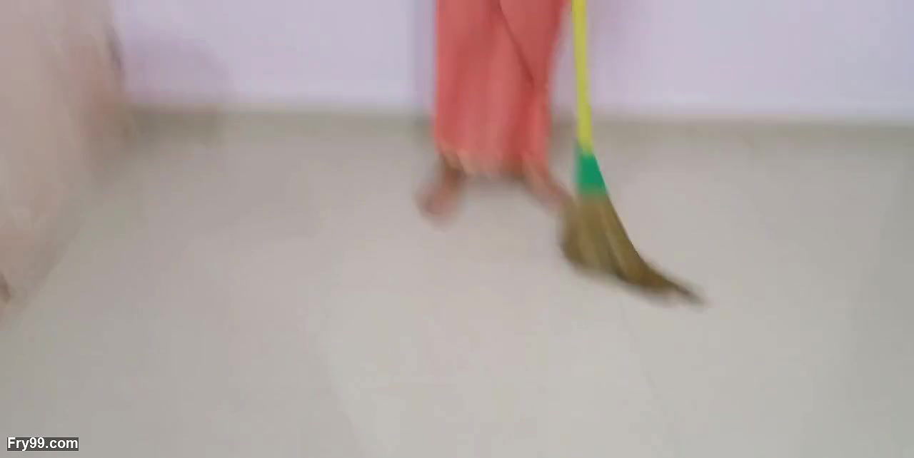 Fuck House Maid In Morning – Nokrani Ko Choda Ghodi Banakar