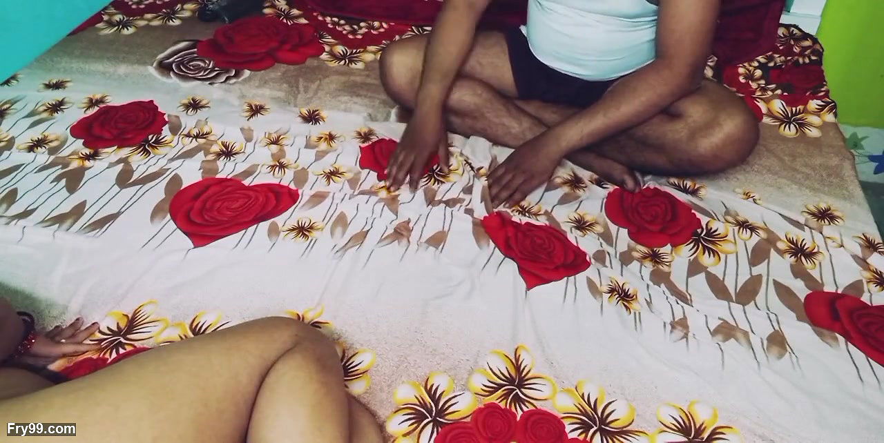 First time village bhabhi having sex with her husband