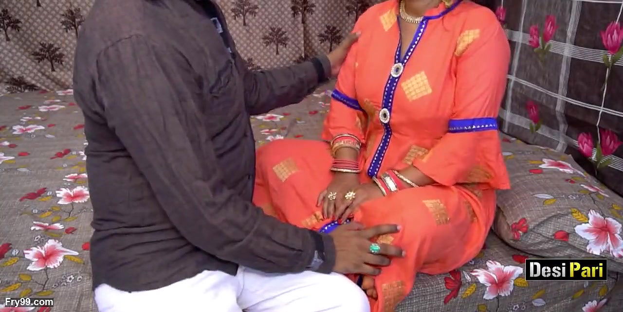Desi Pari Fucked On Wedding Anniversary With Clear Hindi Audio