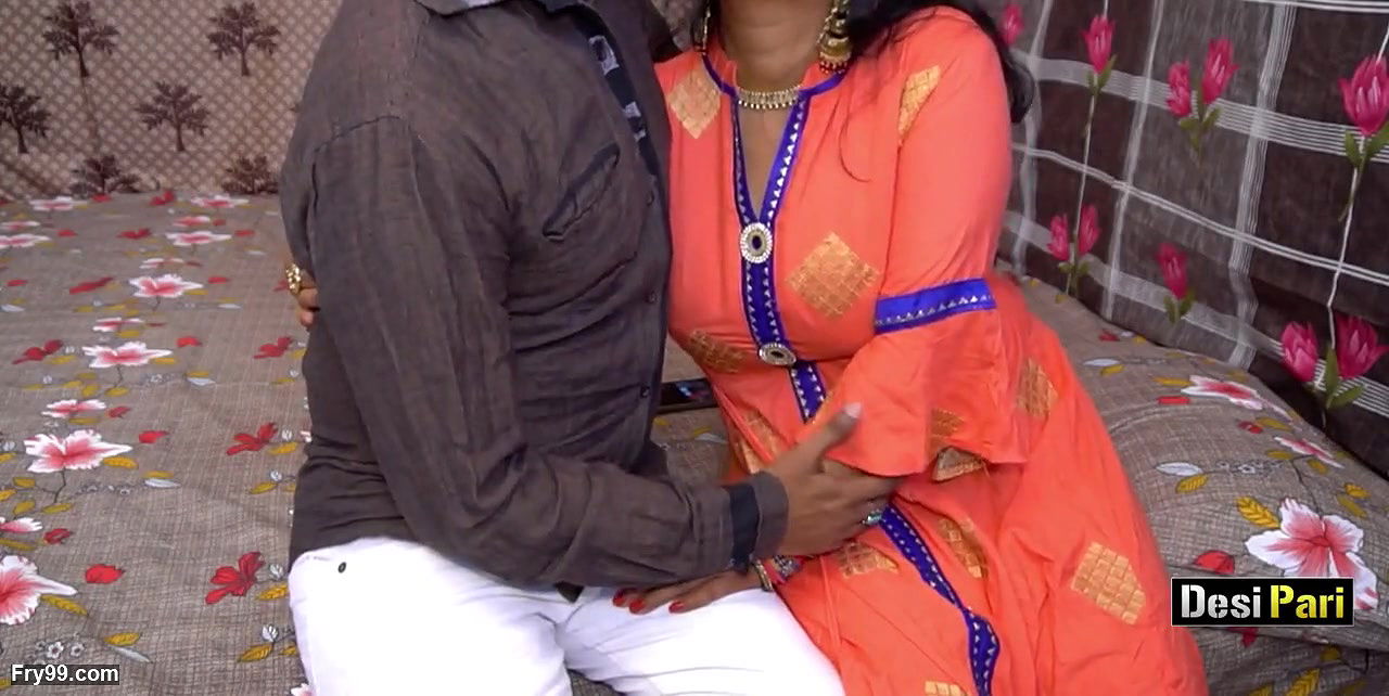 Desi Pari Fucked On Wedding Anniversary With Clear Hindi Audio