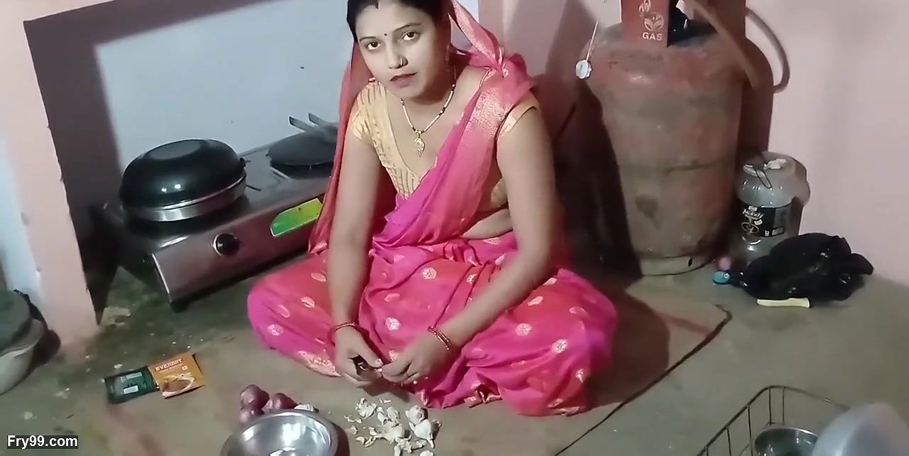 Delhi girl full fun in Her house with her boyfriend