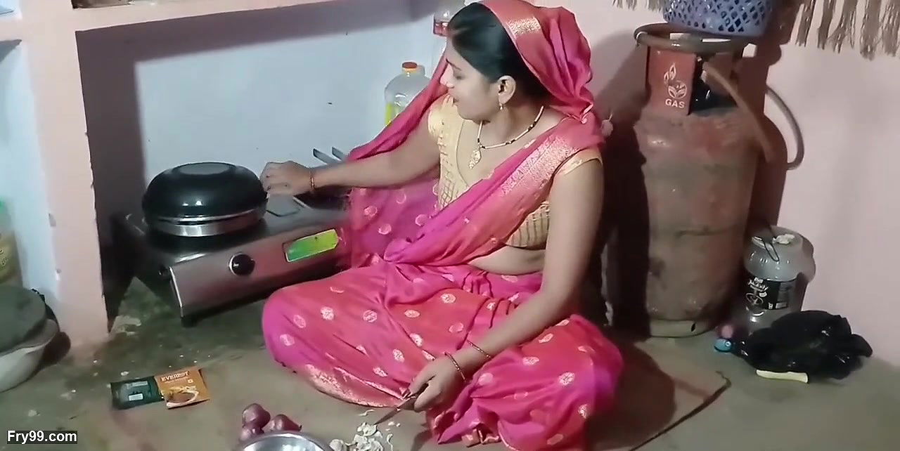 Delhi girl full fun in Her house with her boyfriend