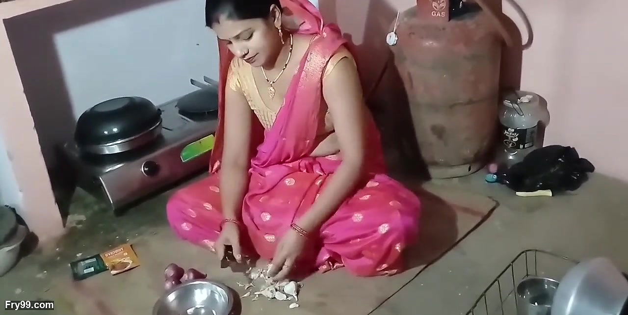 Delhi girl full fun in Her house with her boyfriend