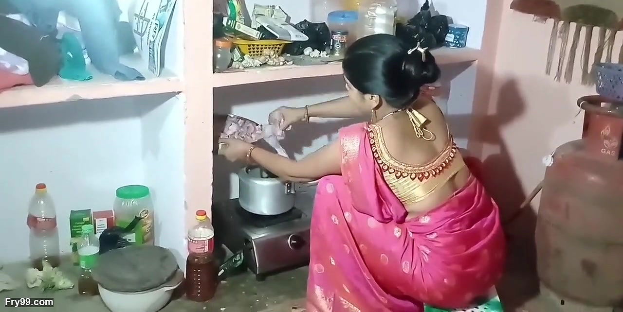 Delhi girl full fun in Her house with her boyfriend