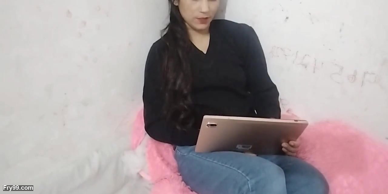 Collage girl ne video call par bur dikhai