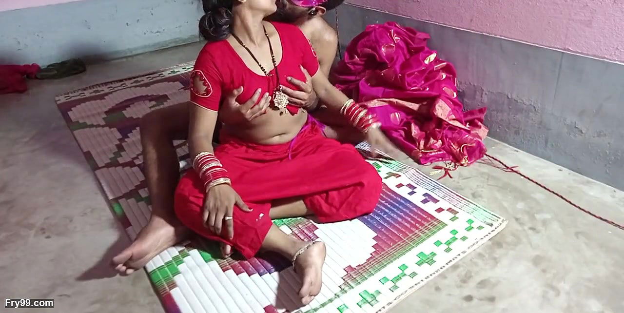 Bua Ko Suhagraat Par Achche Se Chudayi Kiya – Fuck My Aunt