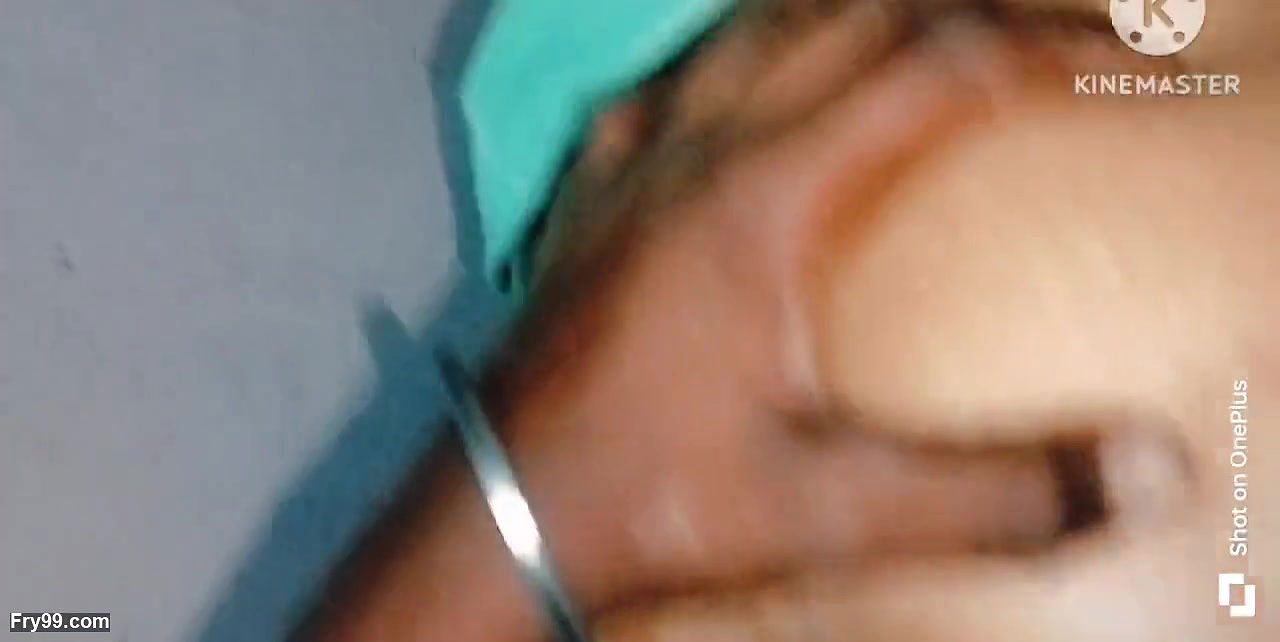 Biwi ki gand chod di raat ko bahut hard chudai ho gayi