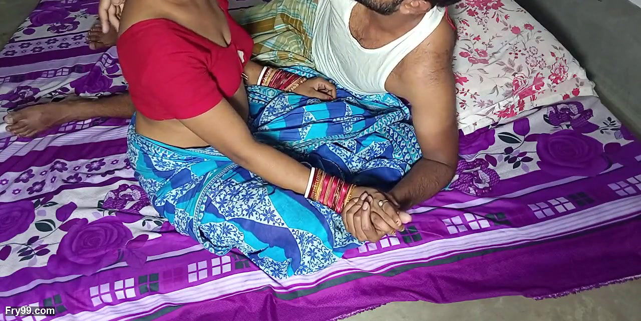 Bimar Pati Ke Hospital Kharch Ke Liye Uske Dost Se Chudaya