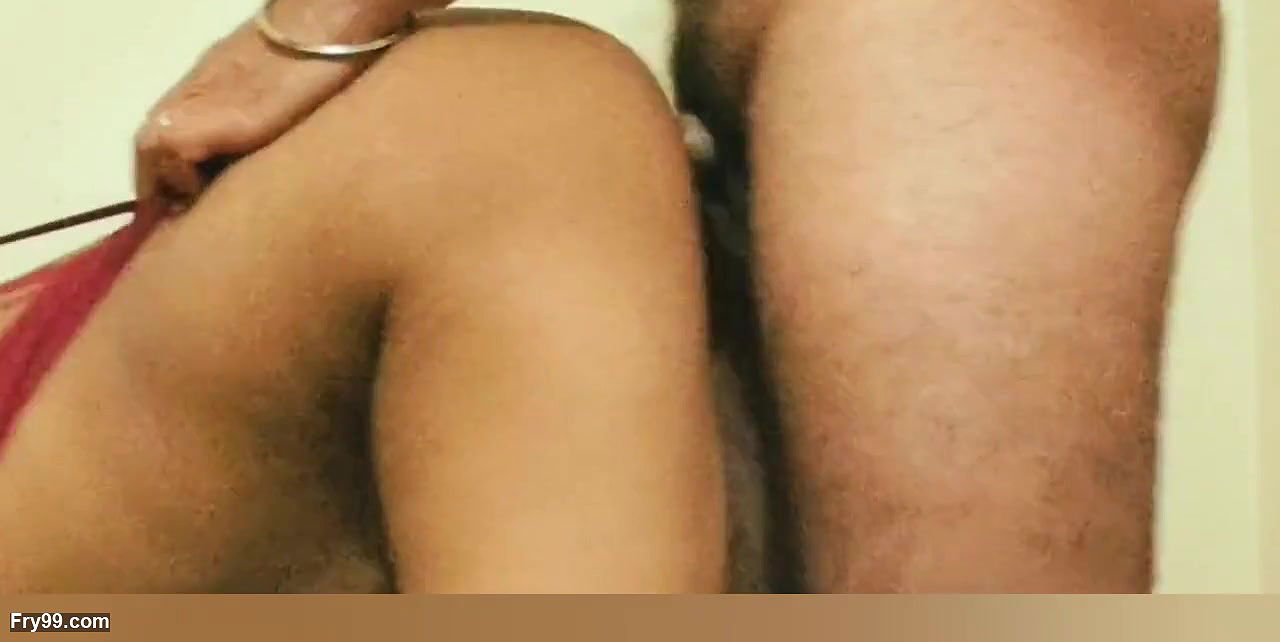 Big Ass Desi Hot Wife Riding on Husband Desi Cock Taking Cum Inside