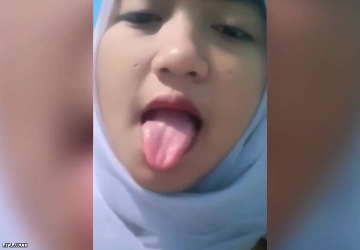 I’m squeezing my breasts to get naturally big