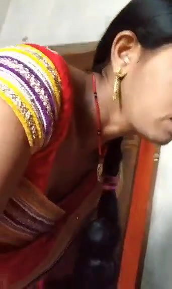 Cheater bhabhi quickly blowjob
