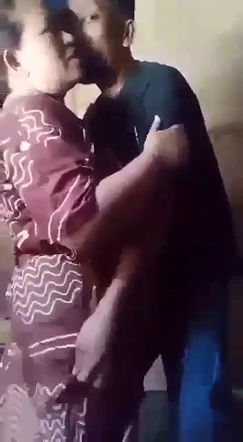 Mature Nepali bhabhi doggy