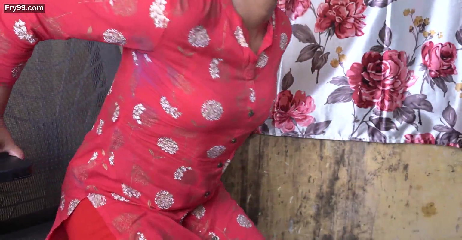 Brother watch step sister finger her pussy can’t control and fuck her