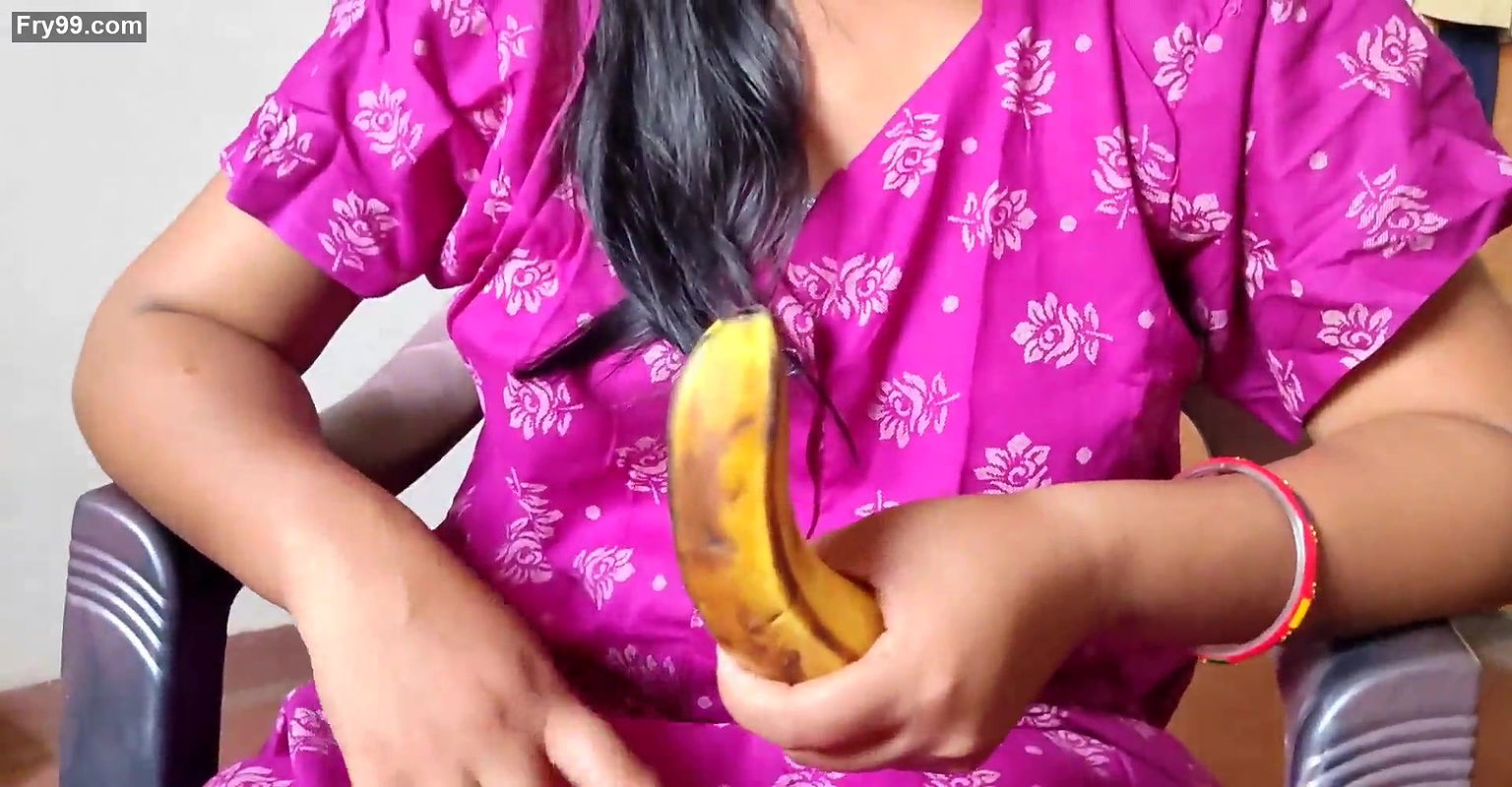 Hot Indian Sex Teacher on Cam Hindi voice