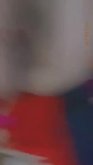 Beautiful Paki Girl Showing